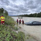 Wegen loser Handbremse nahm Auto ­unfreiwilliges Wasserbad