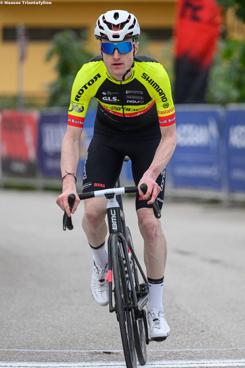 Der Schweizer Colin Stüssi zeigt bei der Volta Portugal weiter auf.Nassos Triantafyllou