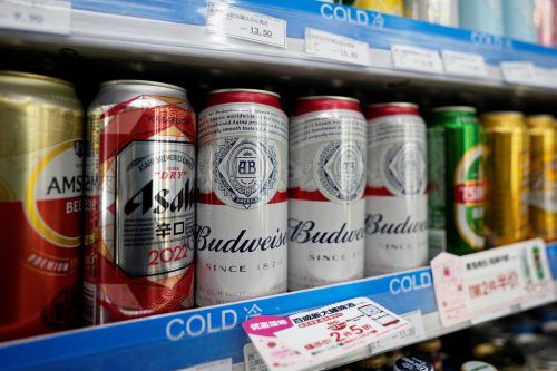 Der weltgrößte Brauer AB Inbev schnitt besser ab als erwartet.  reuters