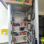 Telefonzelle wurde zum Bücherregal