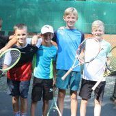 Jungen Tennisspielern eine besondere Plattform bieten