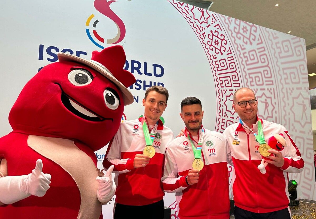 Diem und Thum haben Grund zur Freude: Bei der WM wurde Gold im Team geholt.ÖSB