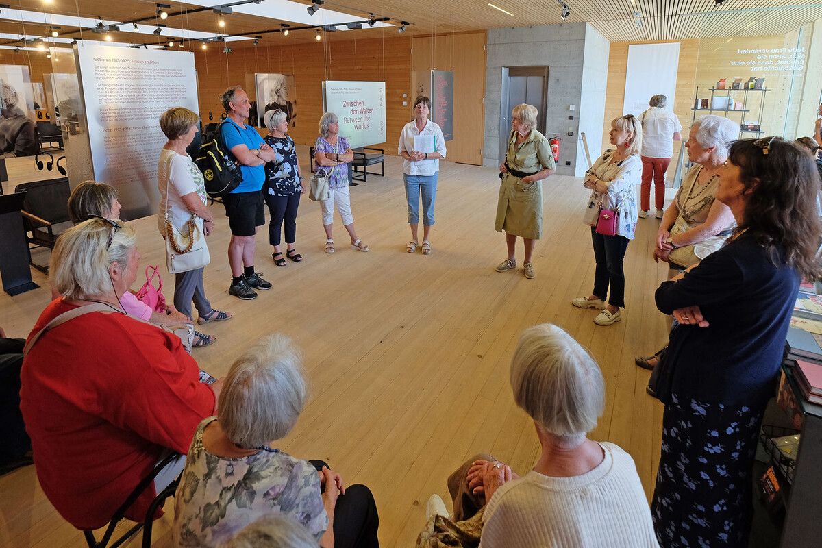 Dornbirner Mitglieder von Vorarlberg 50plus besuchten die Ausstellung im Frauen-museum Hittisau.50plus Dornbirn
