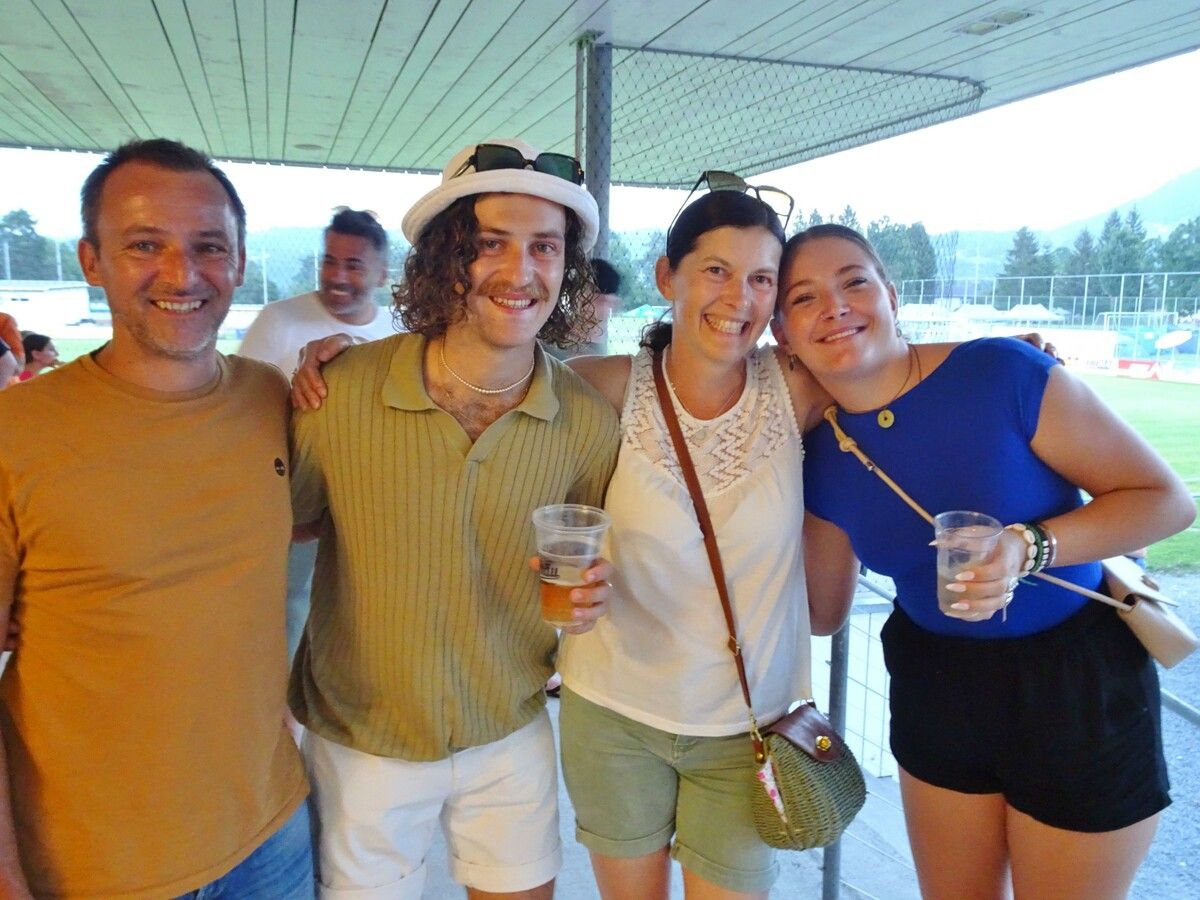 Familie Kohler ließ sich die Mallorca-Party beim SC Admira nicht entgehen.
