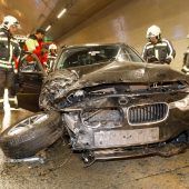 Unfall im Tunnel