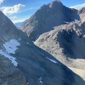 Zwei Todesopfer aus ­Rankweil durch Alpinunfall in St. Anton am Arlberg. »A8