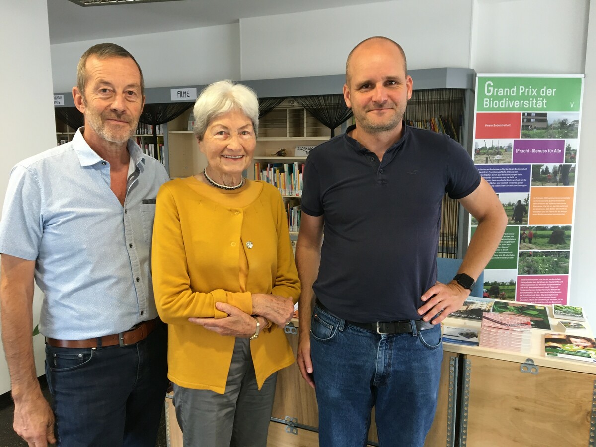 Günther Ladstätter und Hildegard Breiner (beide Naturschutzbund) und Martin Strele (Bodenfreiheit). VN/Gasser (2)