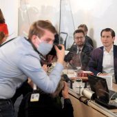 Der Kanzler außer Dienst vor Gericht