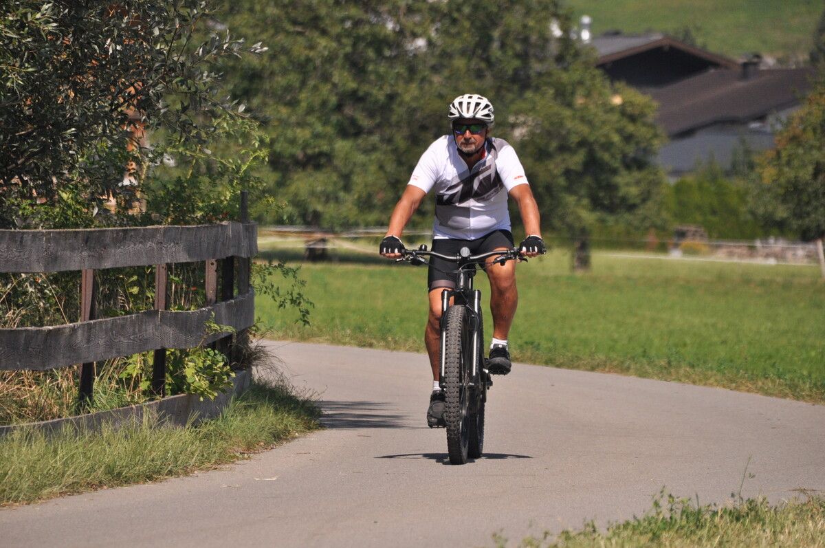 Im Klima- und Energieleitbild wurde auch festgelegt, dass 60 Prozent aller Wege zu Fuß, mit dem Rad oder mit dem ÖPNV zurückgelegt werden sollen. HAb