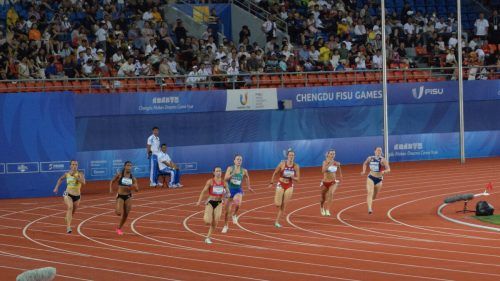 Isabel Posch (3. v. l.) zeigte im abschließenden 200-m-Lauf ihren Konkurrentinnen die Sporen und wurde Disziplinensiegerin.  Unisport Austria