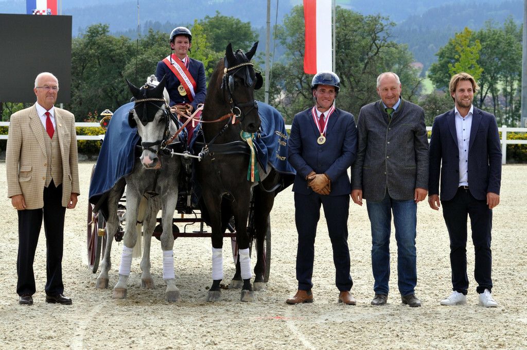 Neben dem Titel qualifiziert sich Bösch für die Weltmeisterschaft der Zweispänner in Frankreich.