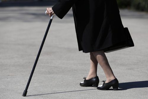 Noch immer erhalten Frauen deutlich weniger Pension als Männer. Besonders in Vorarlberg. APA/Hochmuth