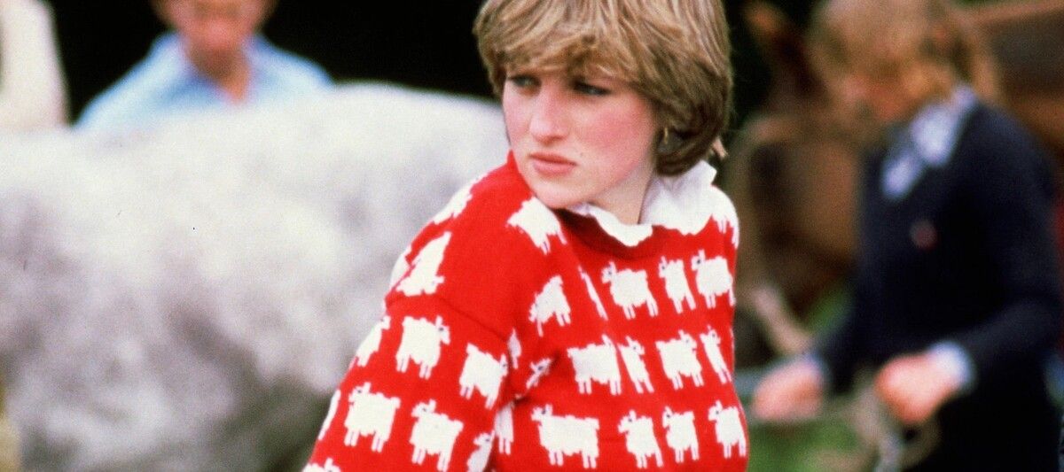 Prinzessin Di sorgte mit dem Look im Jahr 1981 für Aufsehen.Sotheby's