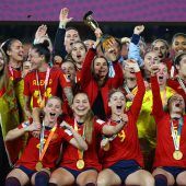 Spaniens Königin feiert „La Roja“