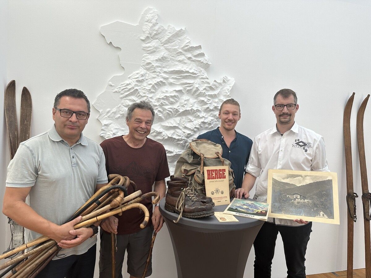 Stefan Kirisits (Stadt Bludenz), Andi Schmidt (Obmann des Alpenvereins Vorarlberg), Nikola Bartenbach und Stefan Stachniß (beide Stadt Bludenz). MONIKA BISCHOF