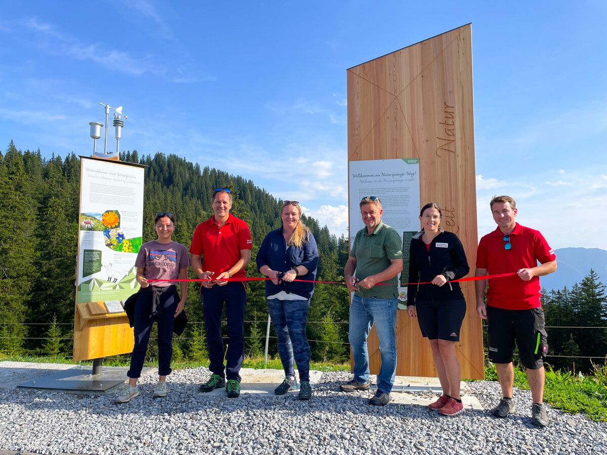v.l.: Thessa Welte, David Domig, Wiebke Meyer, Elisabeth Bolter und Klaus Bitschi waren bei der Eröffnung dabei.bergbahnen brandnertal