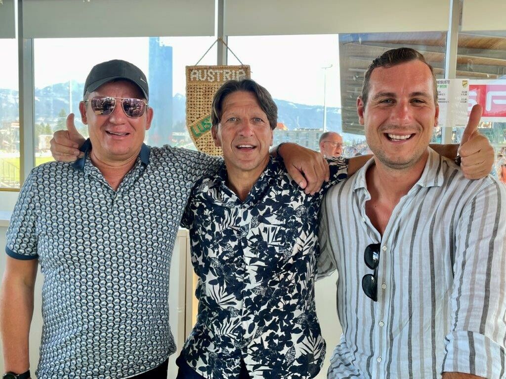 VN-VIP-Card-Gewinner Karlheinz Hammer, Werner Jagschitz, Dominik Grasser.