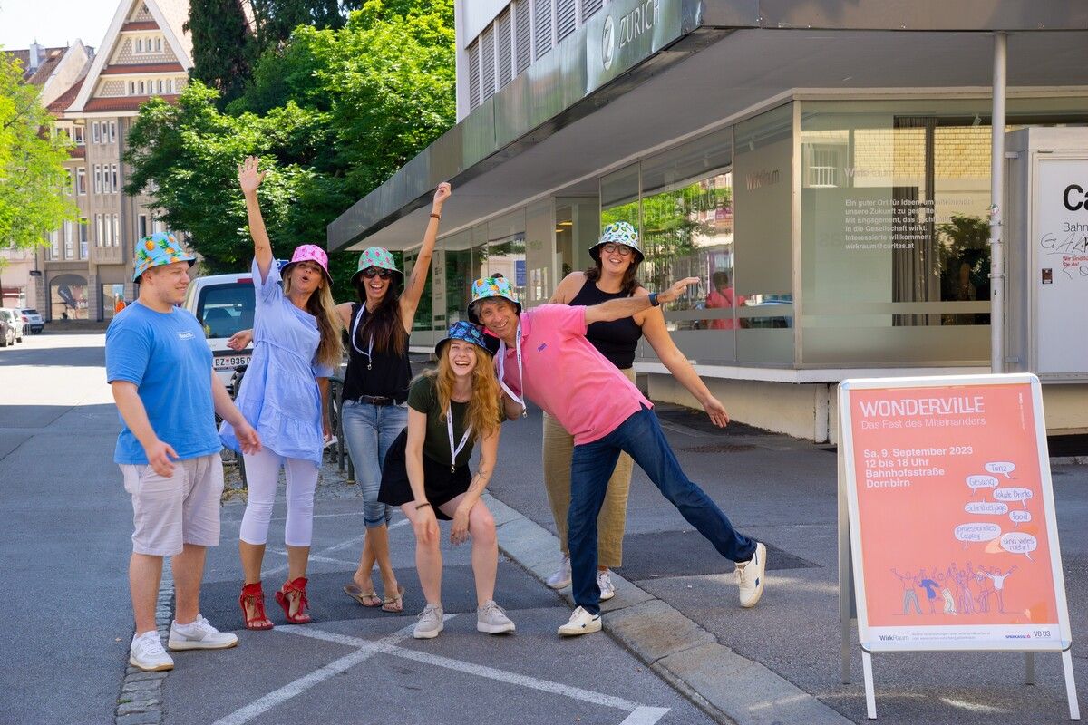 „Wonderville“ heißt das Straßenfest, zu dem die Caritas in Dornbirn lädt. Caritas