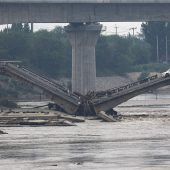 Anhaltender Regen führte in China zu ­Brückeneinsturz