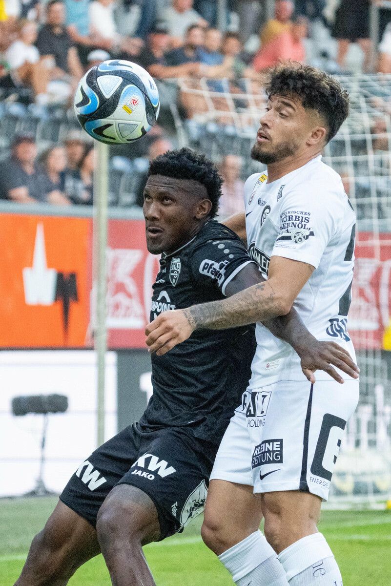 Altachs Gustavo Santos wird heute am Knie genauestens untersucht.apa