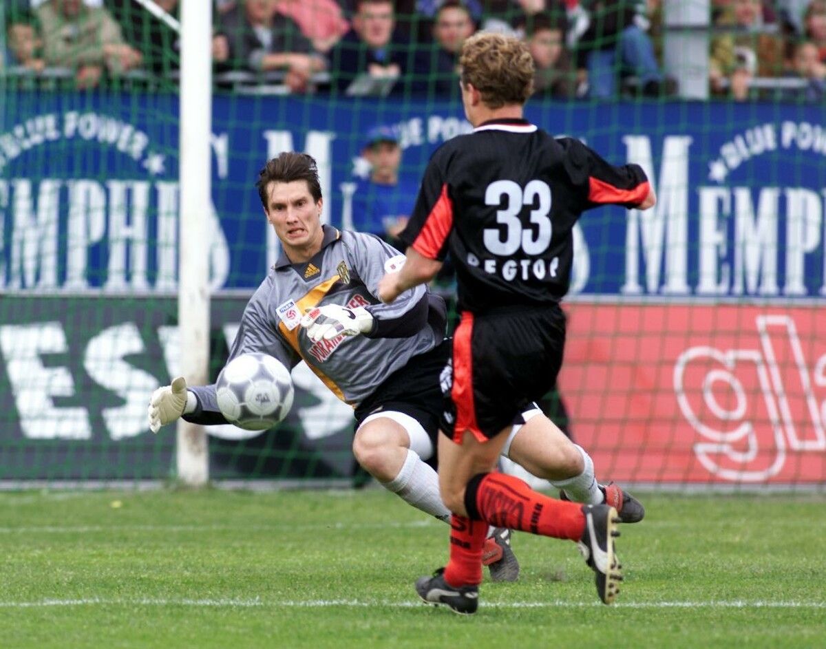 Beim letzten Auftritt von SWB in Lustenau traf Erik Regtop doppelt.shorout