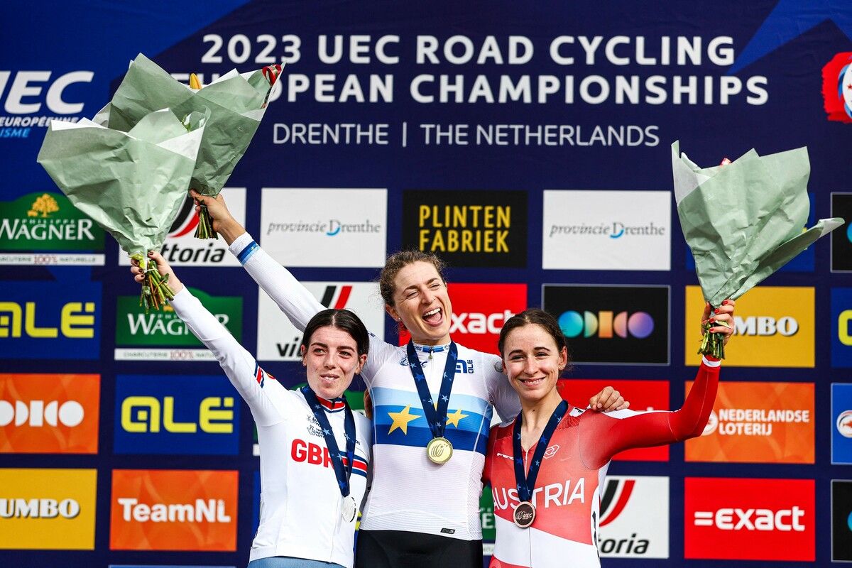 Das Medaillentrio Anna Henderson, Marlen Reuser und Christina Schweinberger.APA