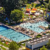 Freibäder jubeln über den Supersommer