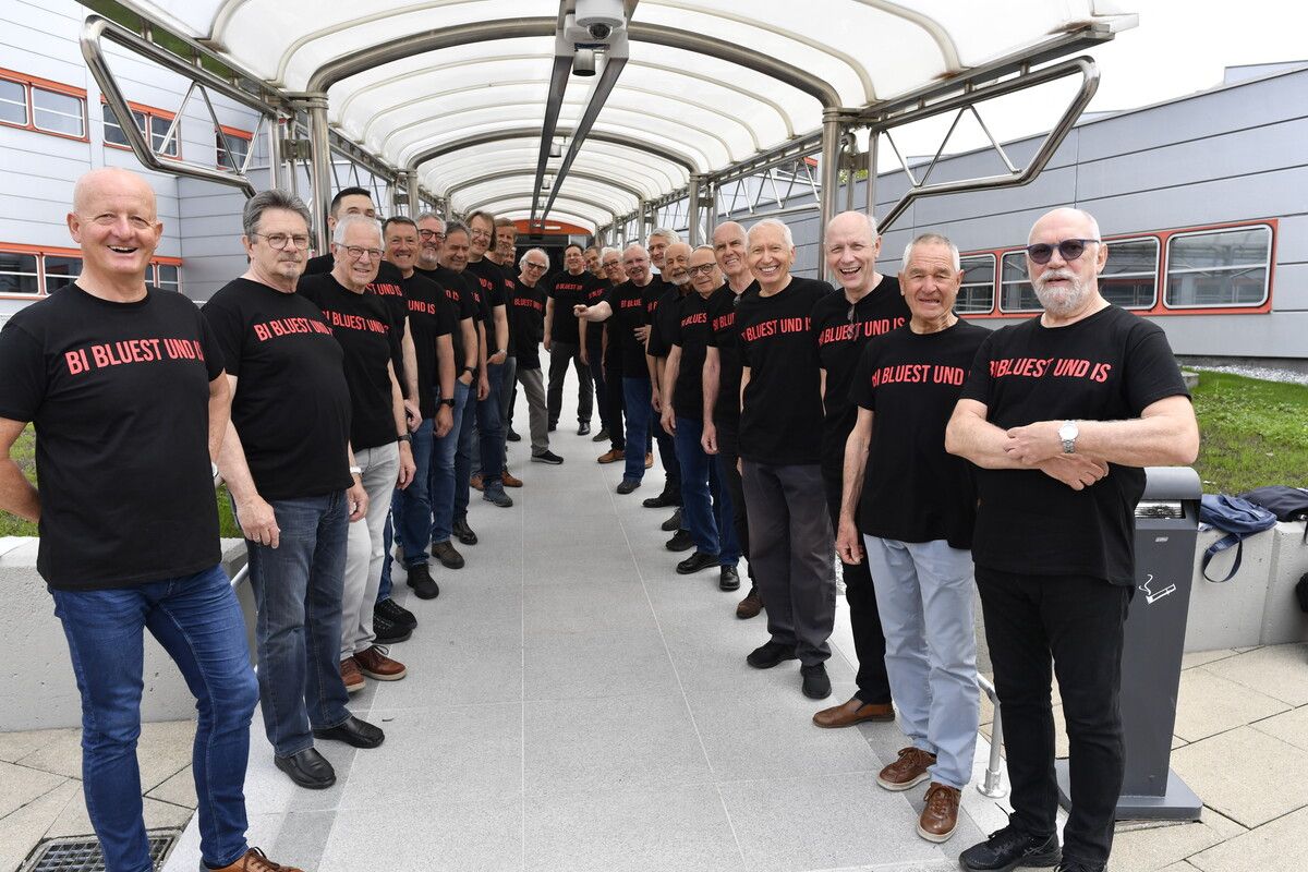 Der Bregenzer Männerchor präsentiert seine CD „Bi Bluest und Is“ am 3. November 2023 im Festspielhaus Bregenz – VN-Abonnent:innen sind zum Vorteilspreis dabei.Gerhard Amann