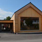 Neuer Hofladen im Schlösslehof