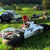 Zwei Biker bei Kollision schwer verletzt