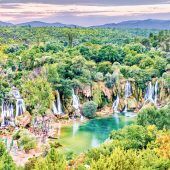 Besuch der Kravica-Wasserfälle in Bosnien und Herzegowina