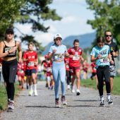 Harder Stundenlauf für „Ma hilft“, „Weihnachtsengel“ und Handballjugend. »A5