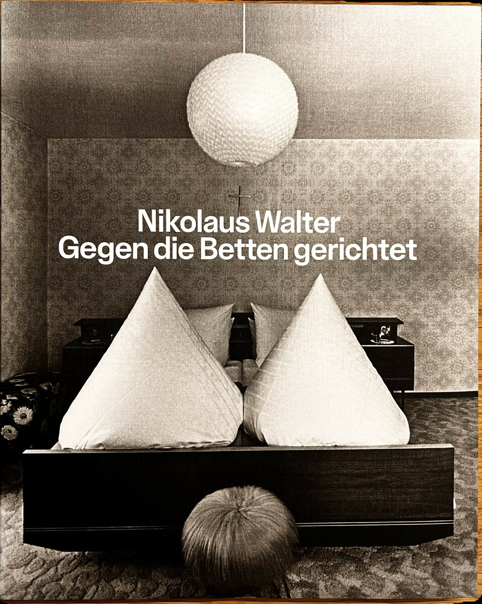 „Gegen die Betten gerichtet“ mit Fotos aus 55 Jahren. Schönstatt Verlag