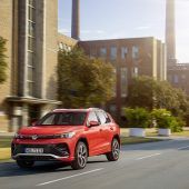 Autonews der Woche Neuer VW Tiguan kommt im Frühjahr 2014 / Renault zeigt den neuen elektrischen Scénic / Mercedes E-Klasse-Kombi wieder im Abenteuer-Look