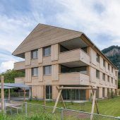 Leistbarkeit und Nachhaltigkeit durch den Baustoff Holz