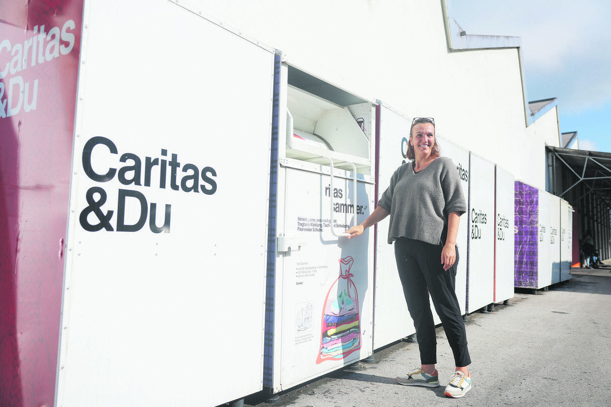 In Vorarlberg gibt es über 400 Sammelcontainer. Im Bild: Karoline Mätzler.