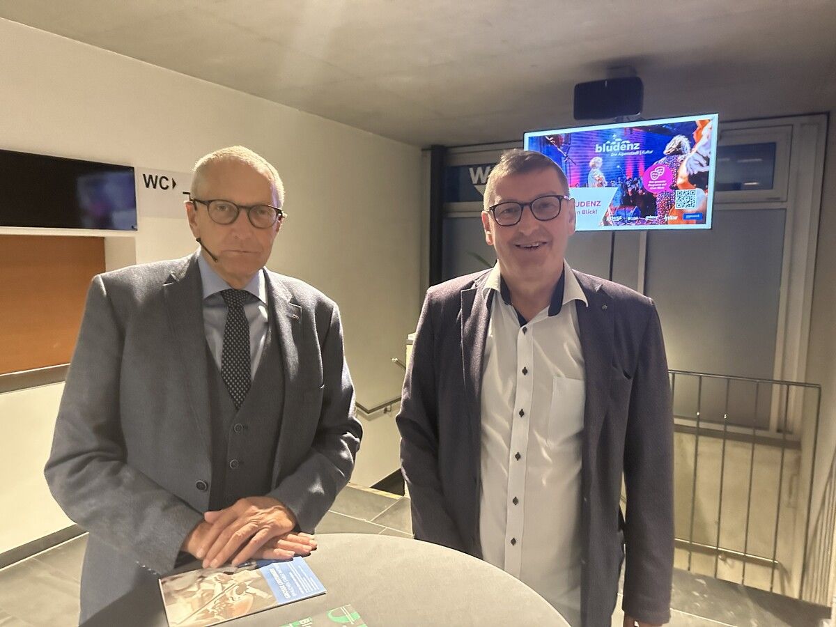 Konrad Paul Liessmann und Wolfgang Maurer, Obmann von allerArt. Monika Bischof
