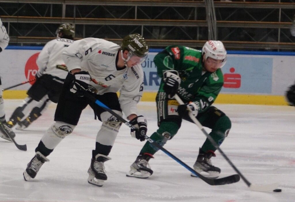 Nach intensiver Vorbereitung tritt der EC Bregenzerwald gut gerüstet in der Alps Hockey League an. SIHA (2)