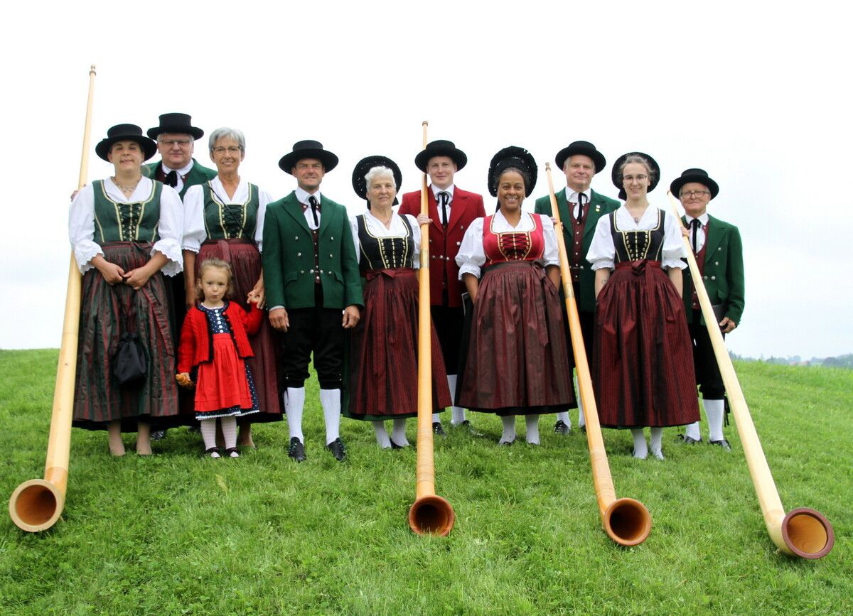 Notburga von Rattenberg gilt als Patronin der Trachtenträger. Trachtengruppe Hörbranz