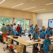 Schlüsselübergabe neue Volksschule Altenstadt