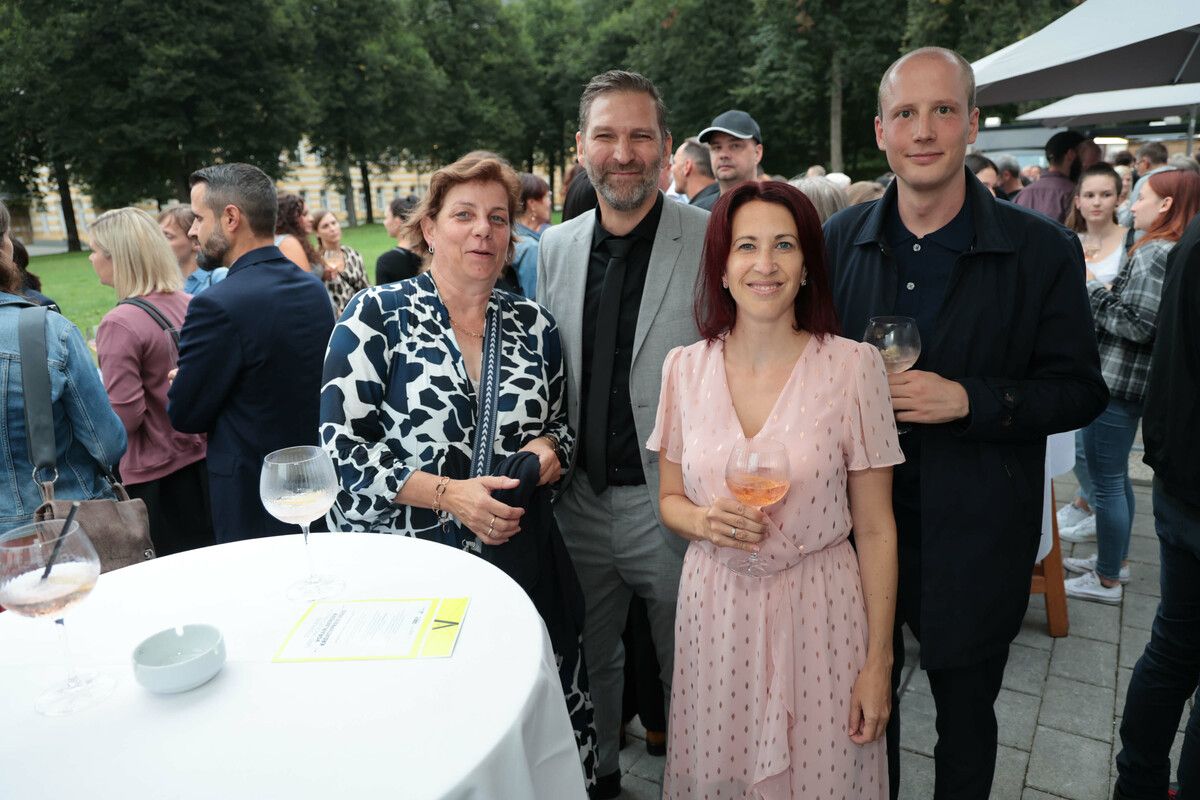 Simone Fröhlich, Peter Willatschek, Nina Rehmann und Elias Pichler (zurgams).