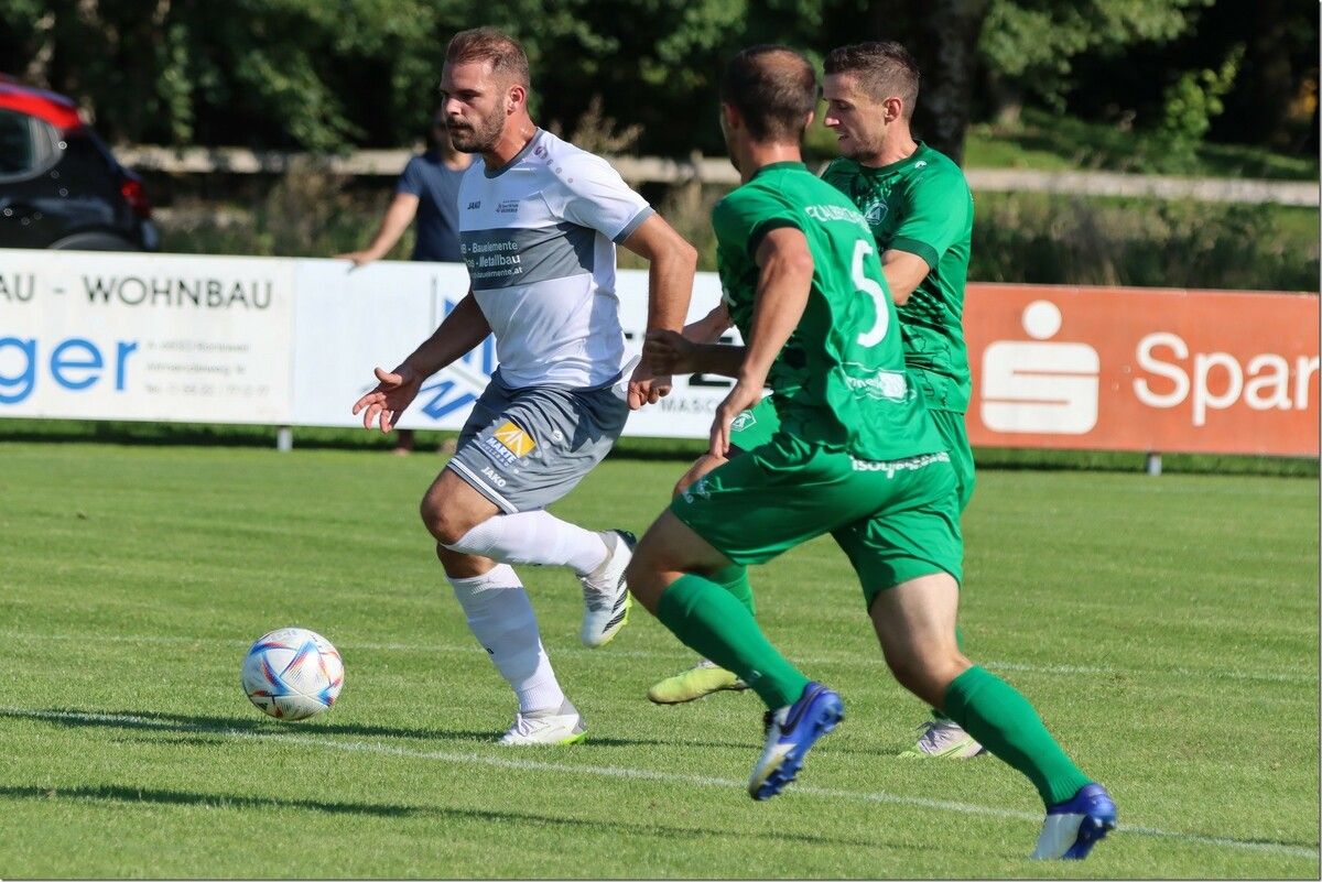 SK-Brederis-Spieler Necip Bekleyen hat bei seiner Rückkehr noch Ladehemmung. VN-TK (2)