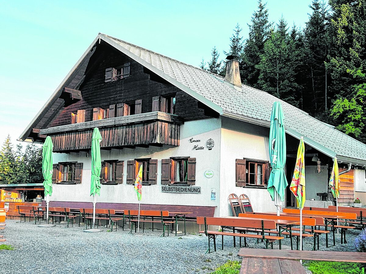 VN-Abonnent:innen können 2 x eine Übernachtung für zwei Personen auf der Emser Hütte gewinnen. Veranstalter