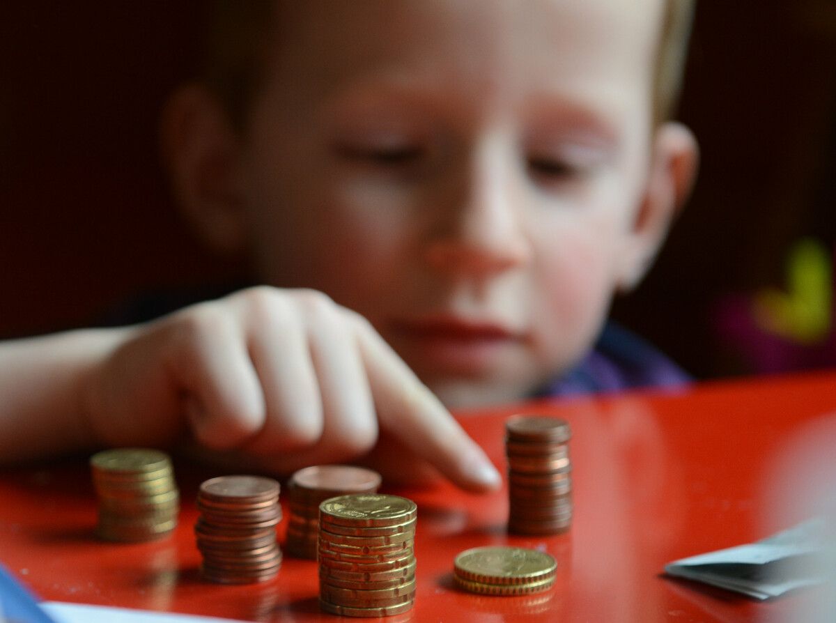 85 Prozent der Kinder legen einen Teil des Taschengelds zur Seite, ebensoviele Eltern sorgen für ihre Kinder vor.APA