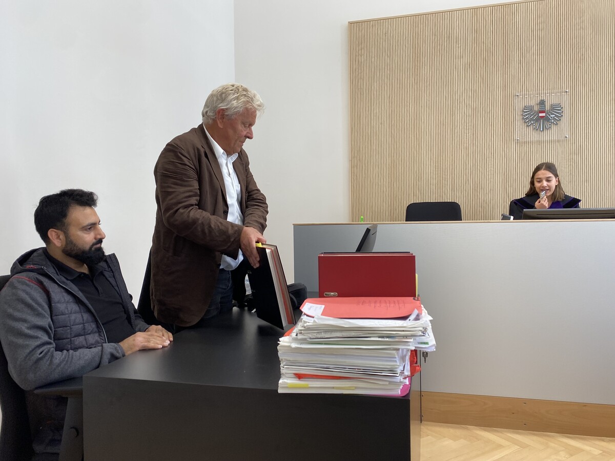 Abbas wird für die illegale Abschiebung entschädigt. Wie hoch diese ausfällt, ist auch nach dem Prozess noch nicht fix. VN/Rauch