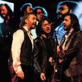 „Massachusetts – Das BEE GEES Musical“ gastiert in Bregenz