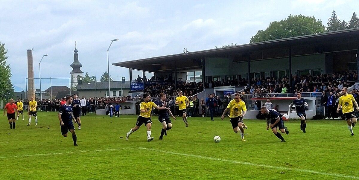 Am 7. Oktober steht das große Leiblachtalderby an, bei dem der SV typico Lochau und der Rupp Food Austria FC Hörbranz aufeinandertreffen.BMS