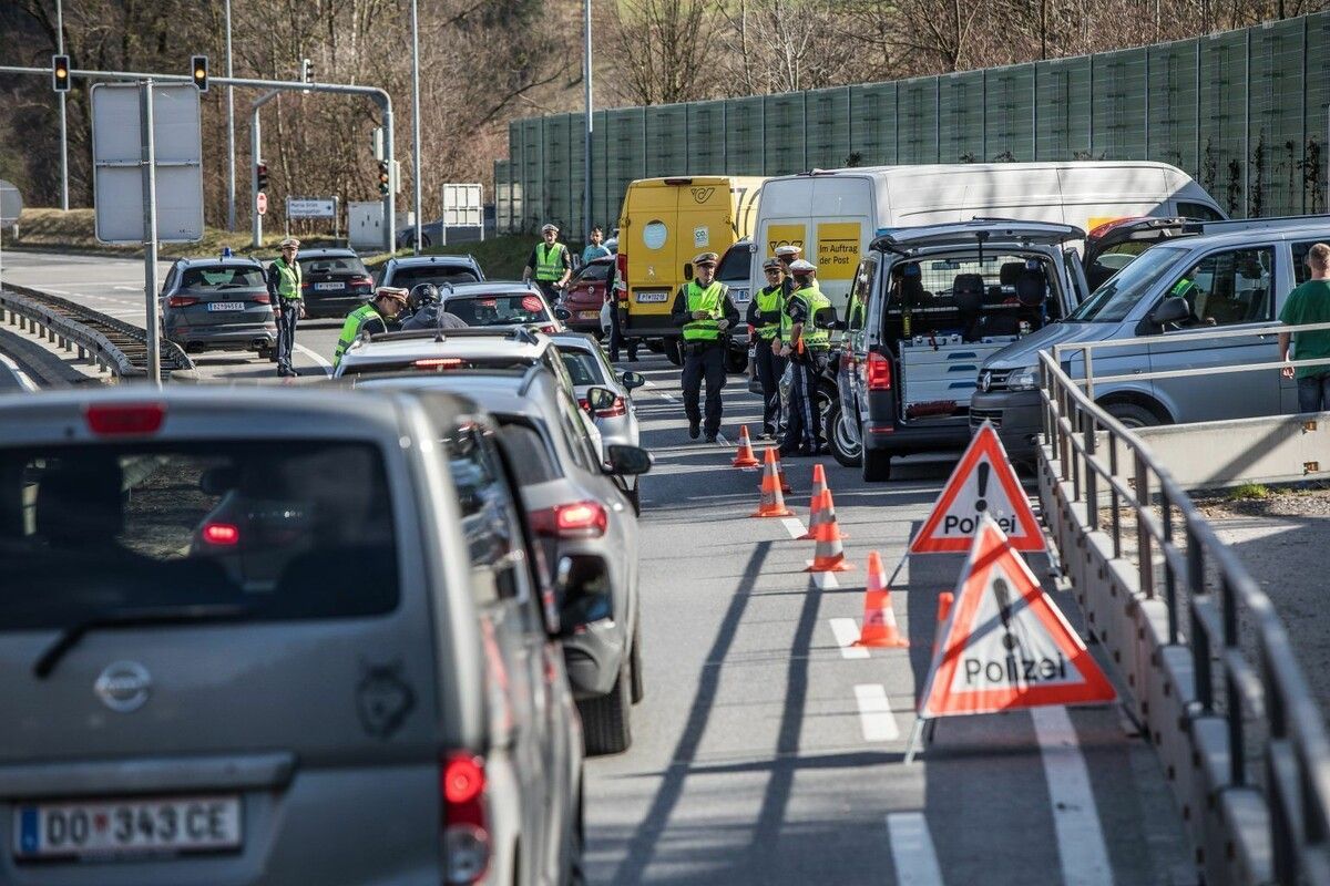 Auf den Straßen Vorarlbergs sind wieder Verkehrsteilnehmer auf ihre Fahrtüchtigkeit überprüft worden. symbol/vn/steurer