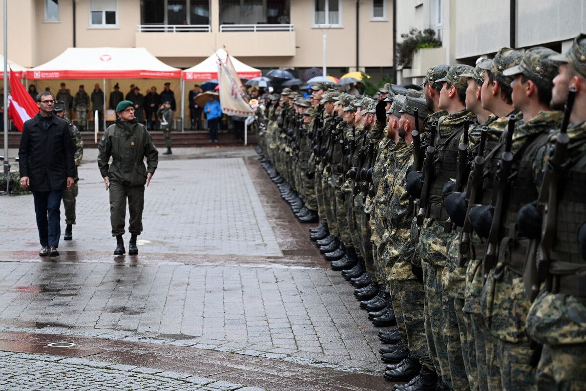 Bei der jährlichen Angelobung wurden insgesamt 250 Vorarlberger und Tiroler Rekruten des Jägerbataillons 23 in Bludesch und Landeck angelobt.bundesheer (2)