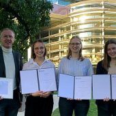 Uni Innsbruck ehrt junge Talente aus Bezau